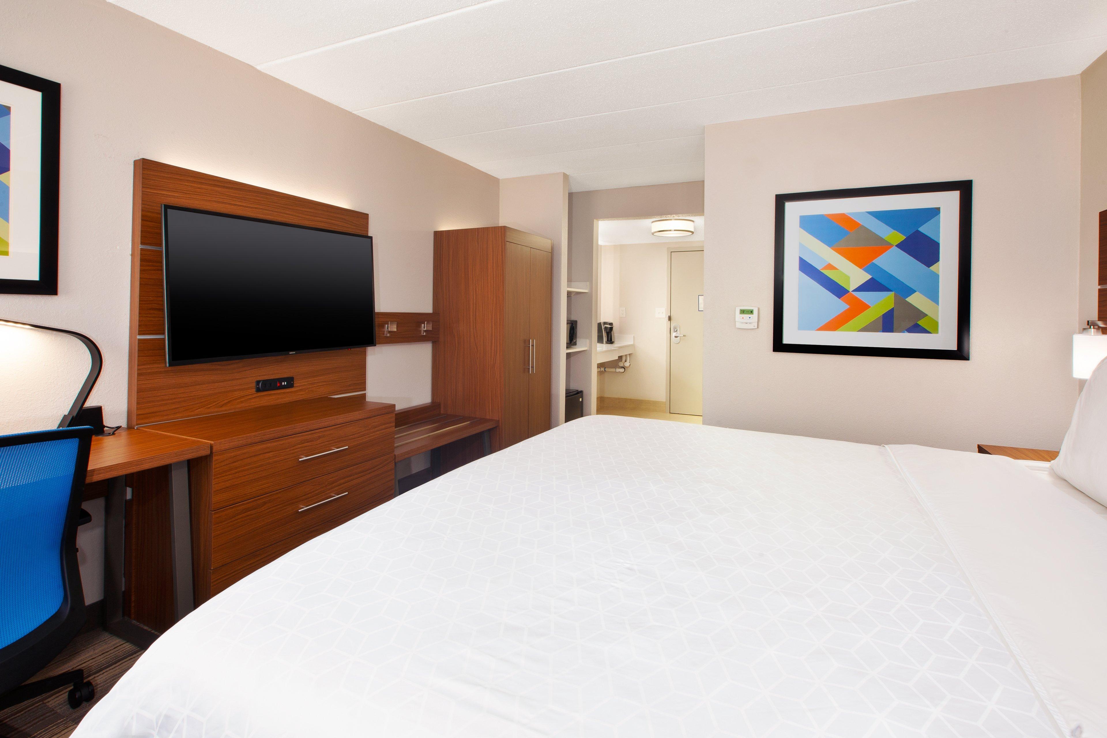 Holiday Inn Express Fairfax-Arlington Boulevard By Ihg מראה חיצוני תמונה