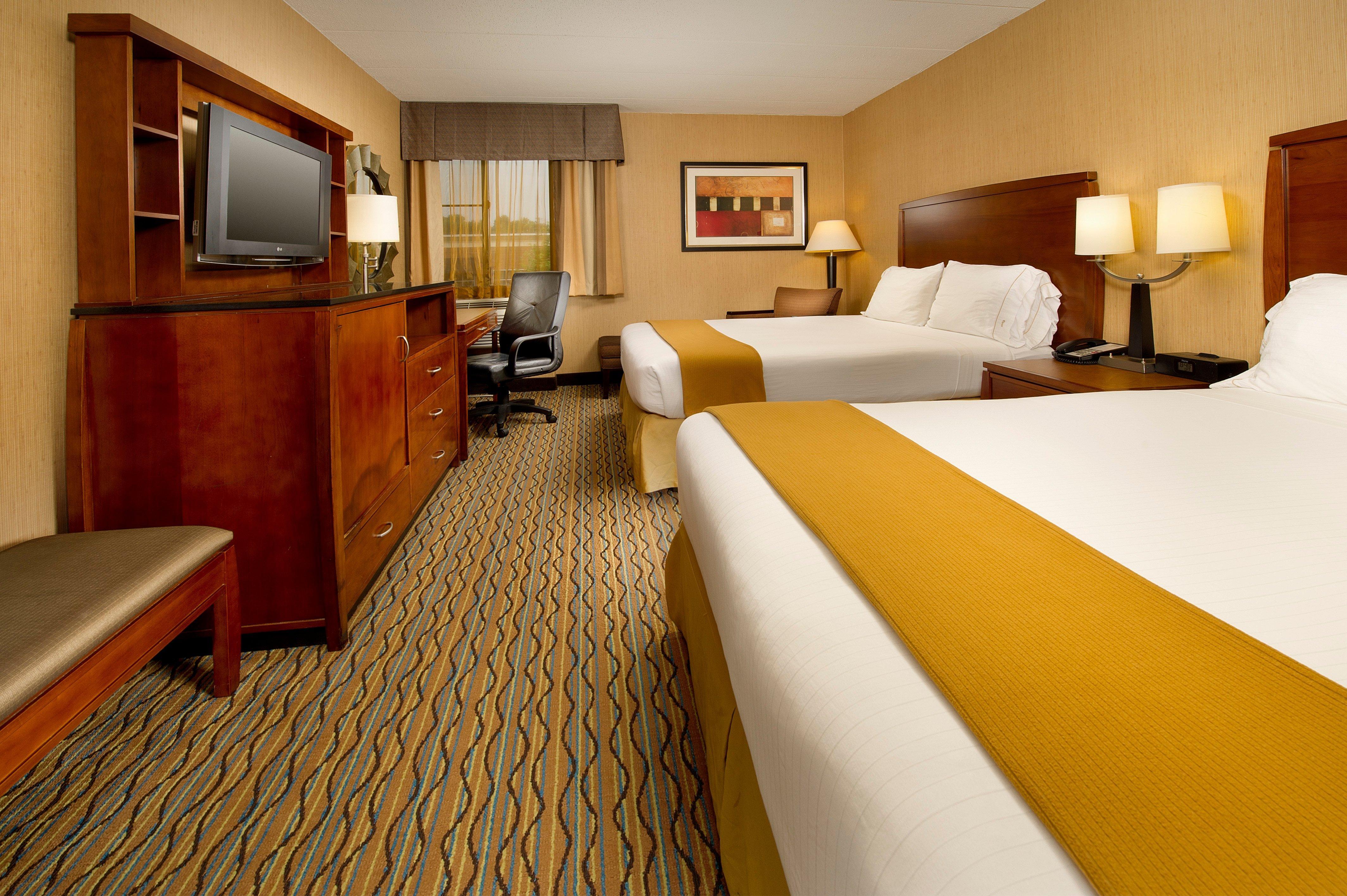 Holiday Inn Express Fairfax-Arlington Boulevard By Ihg מראה חיצוני תמונה
