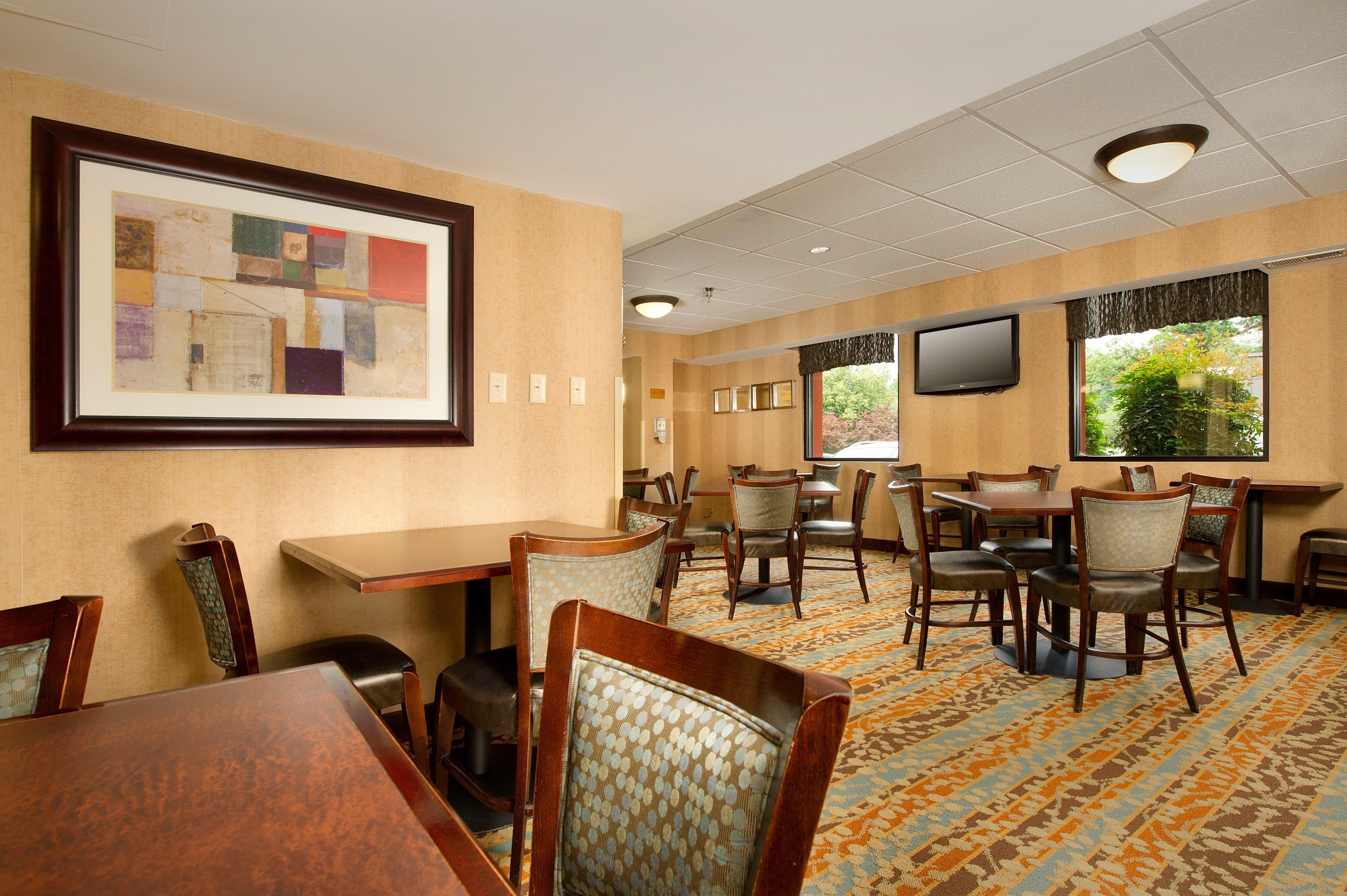 Holiday Inn Express Fairfax-Arlington Boulevard By Ihg מראה חיצוני תמונה