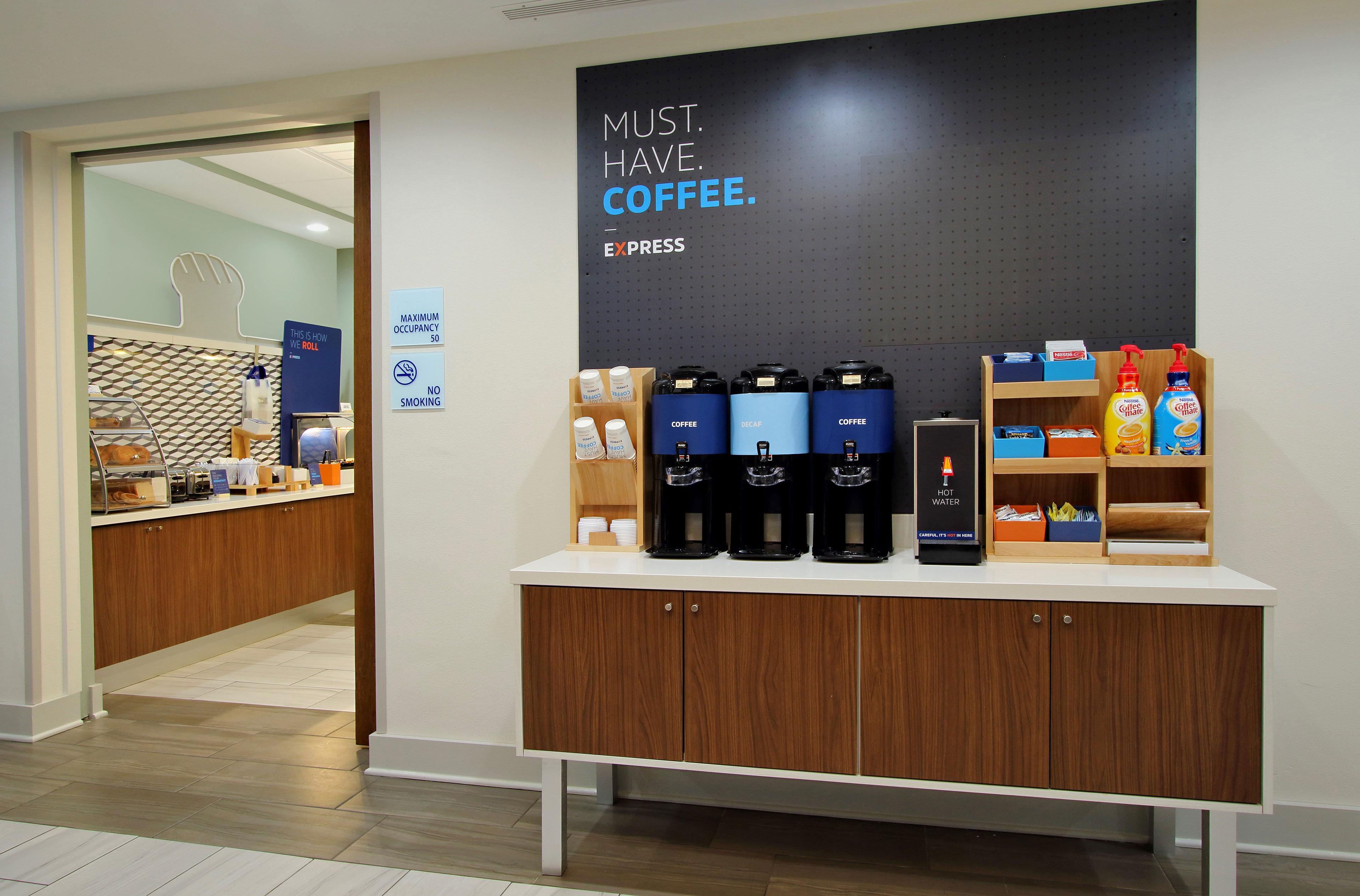 Holiday Inn Express Fairfax-Arlington Boulevard By Ihg מראה חיצוני תמונה